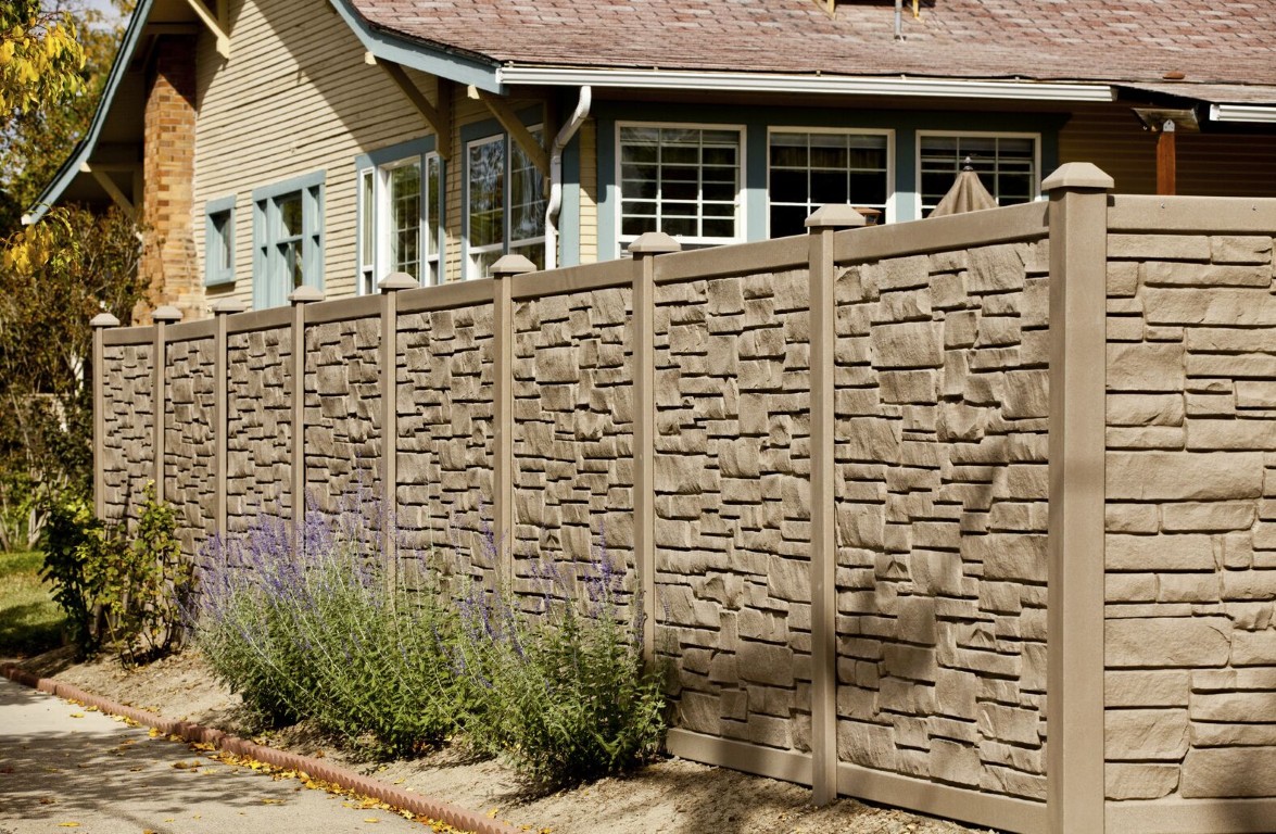 Commercial Fencing service in Mesquite, Nevada by professional fence contractors